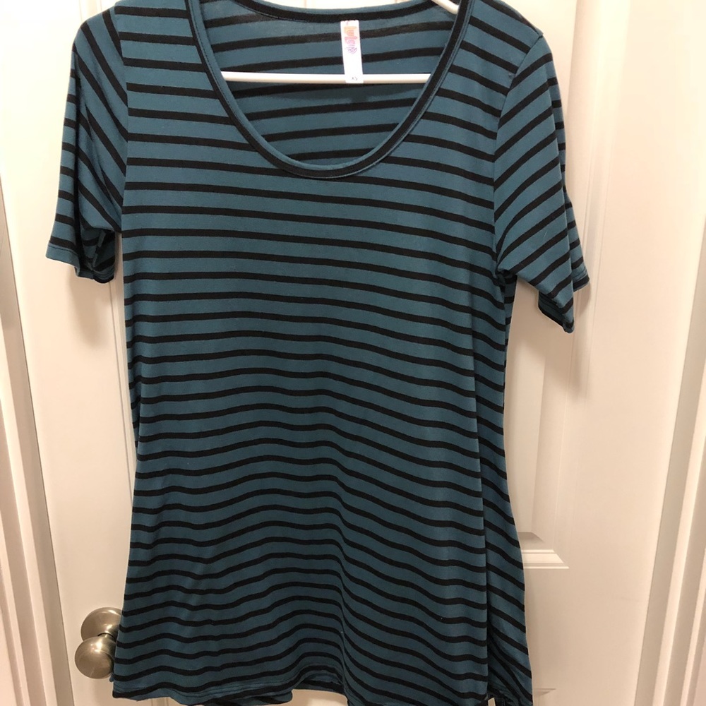 Lularoe Perfect Tee